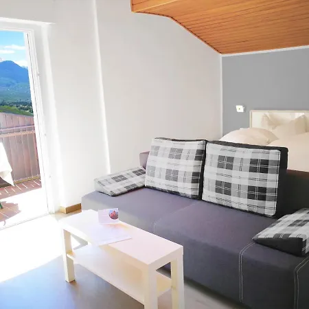 Garni Eden 2* Schenna